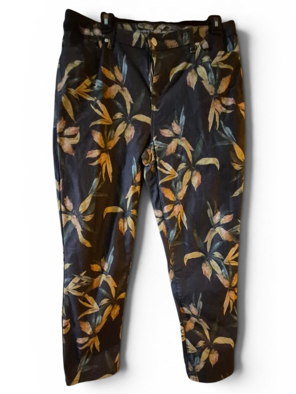 Chico's Plunging Palm Girlfriend Ankle Jeans - Size 1.5